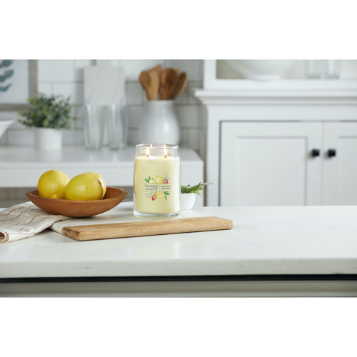 YANKEE CANDLE Signature Iced Berry Lemonade Scented Jar Candle